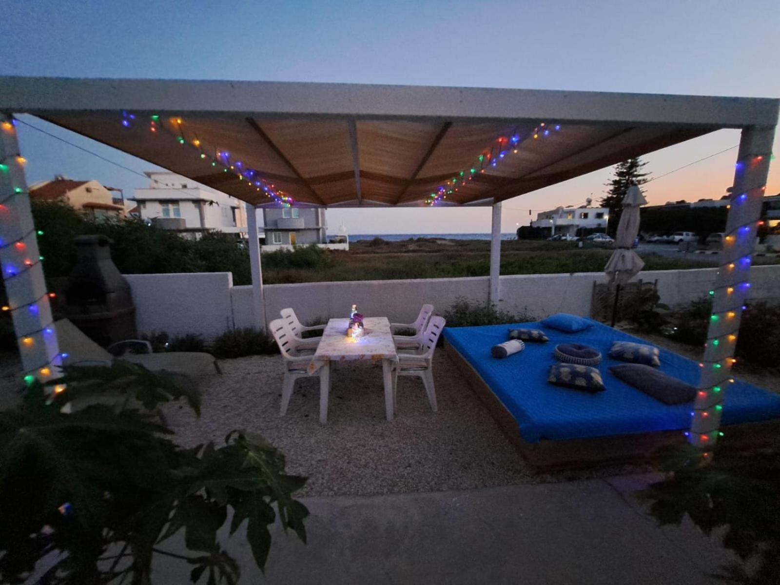 Cozy Beach House Перволия Екстериор снимка
