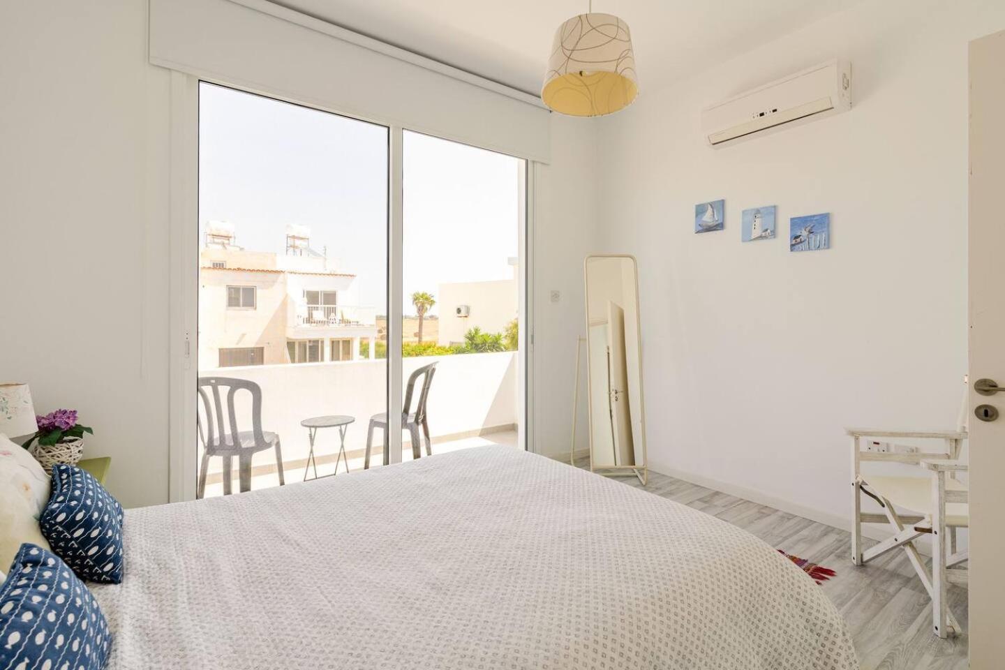 Cozy Beach House Перволия Екстериор снимка
