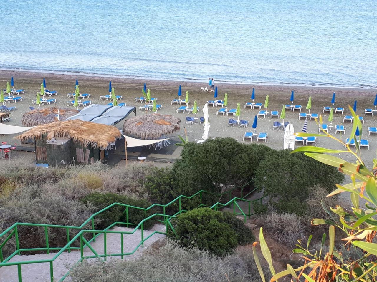 Cozy Beach House Перволия Екстериор снимка