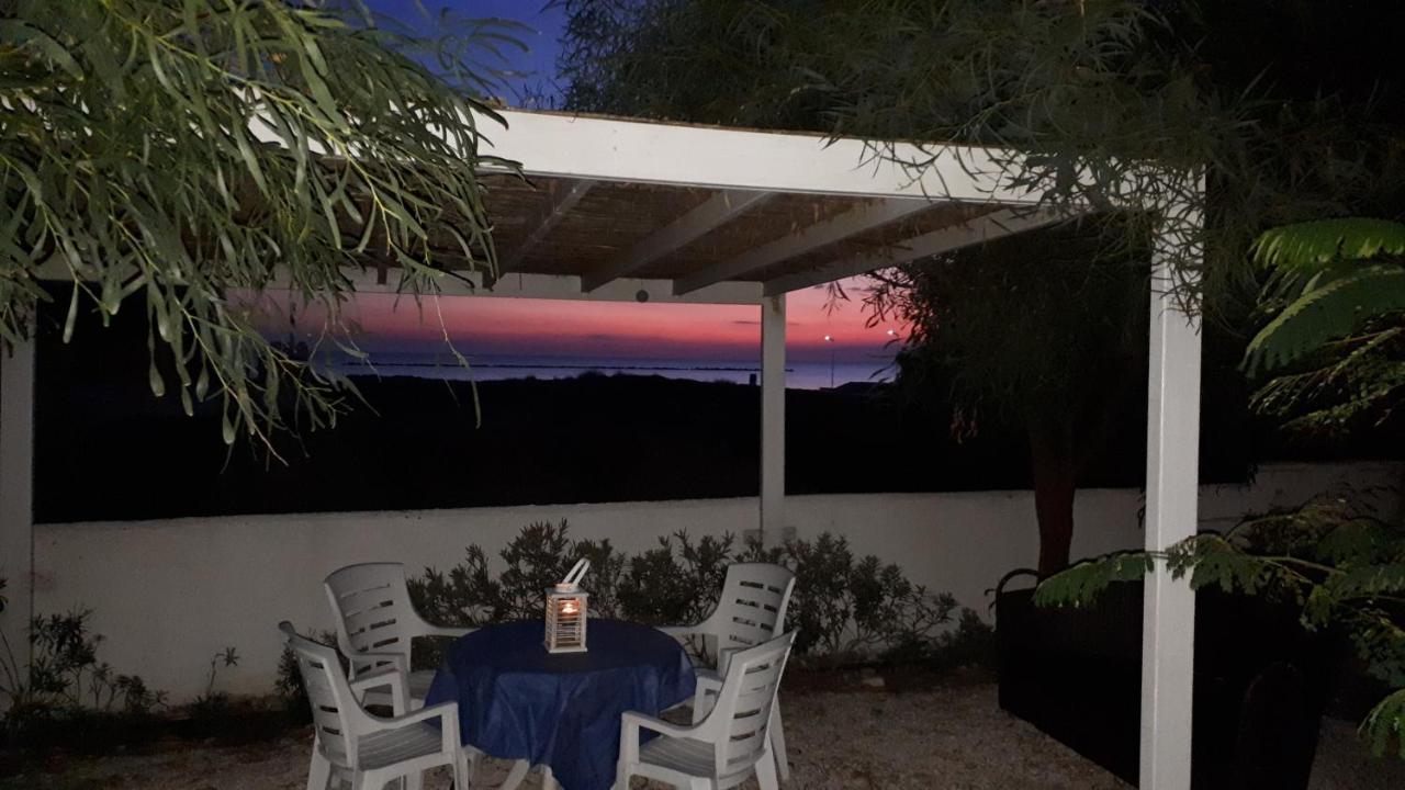 Cozy Beach House Перволия Екстериор снимка