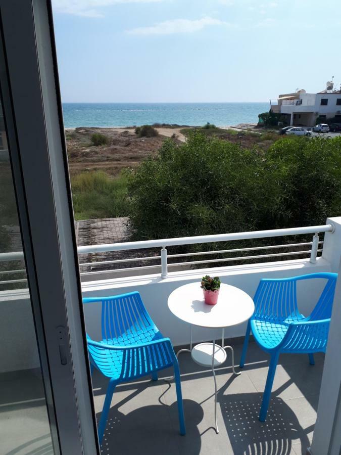 Cozy Beach House Перволия Екстериор снимка